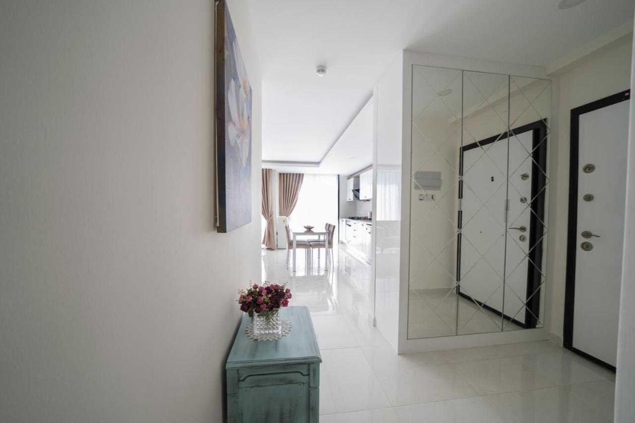 Karia Plus City Apartments ไคริเนีย ภายนอก รูปภาพ